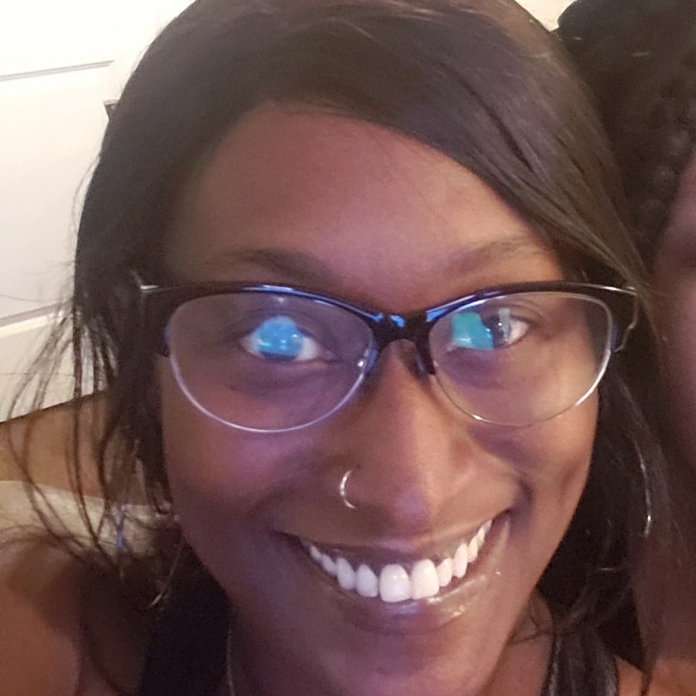 Meet your Posher, Brandi